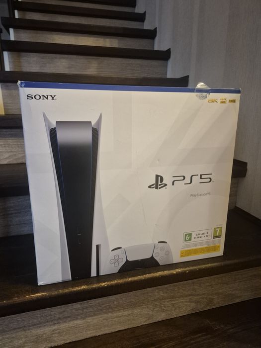 Продається Sony PlayStation.5 з Вlu-rаy приводом (Hakoriu4yBay 825 GB)