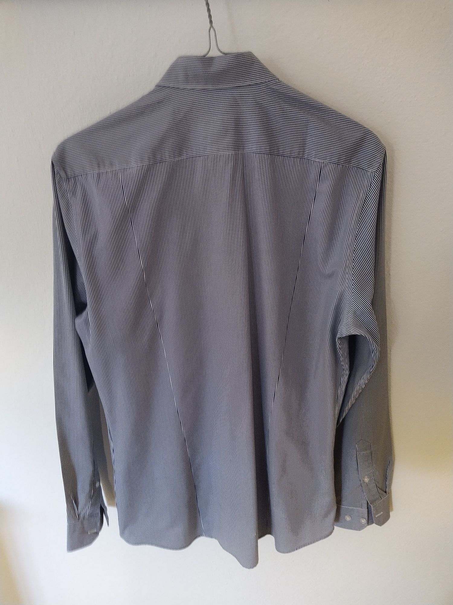 2 Camisas H&M Slim Fit (S)