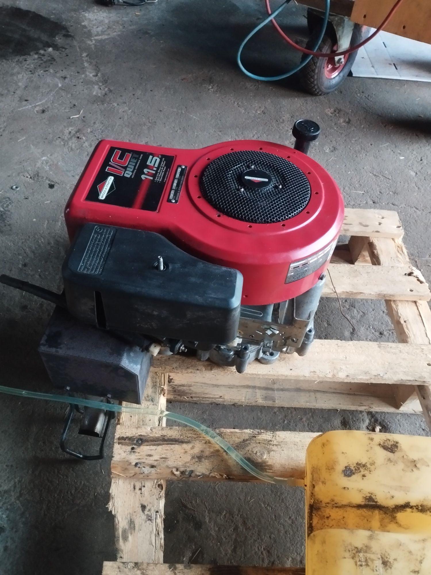 Silnik do traktorka kosiarki Briggs 11.5 HP kompletny
