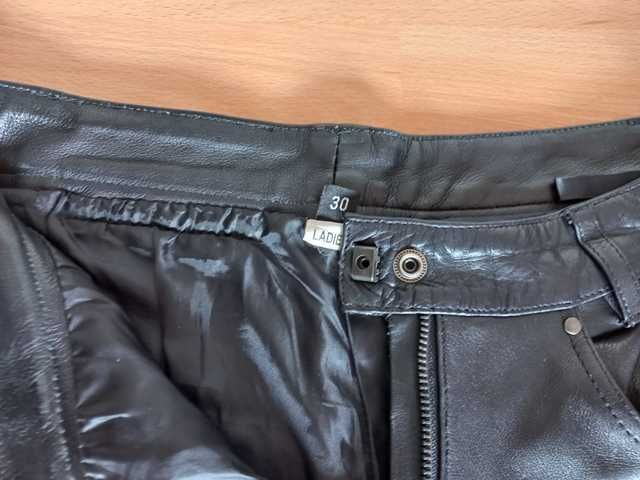 Spodnie skórzane na motocykl