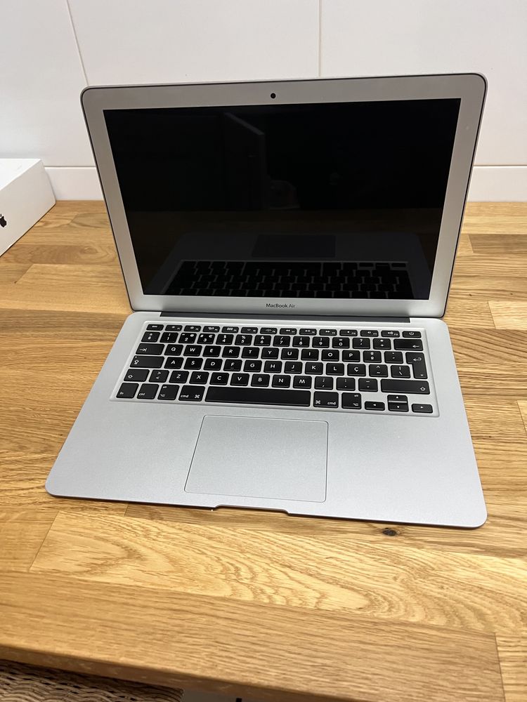 MacBook Air 13” A1466