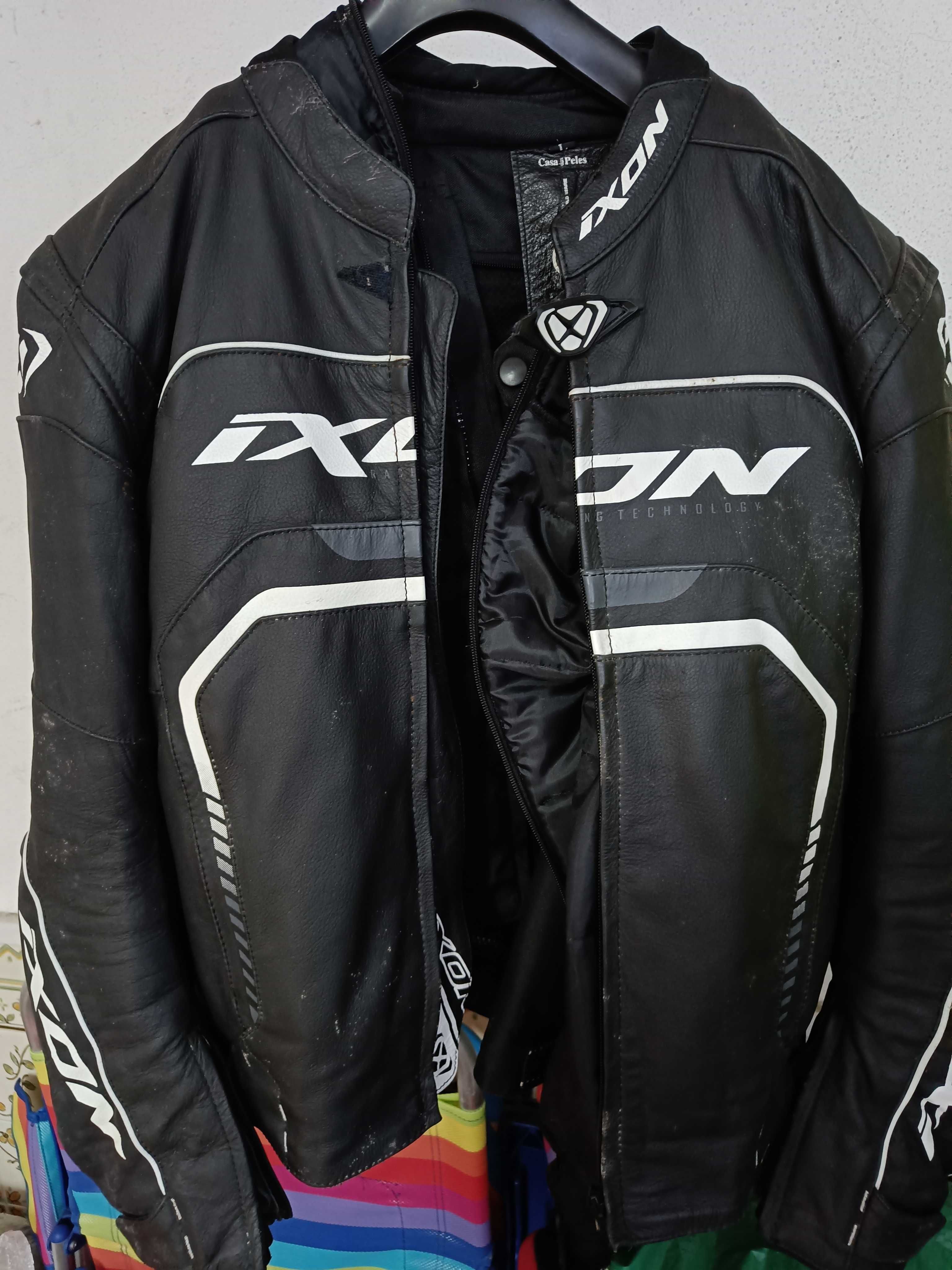 Casaco de mota em pele Ixon Fighter - Preto / Branco