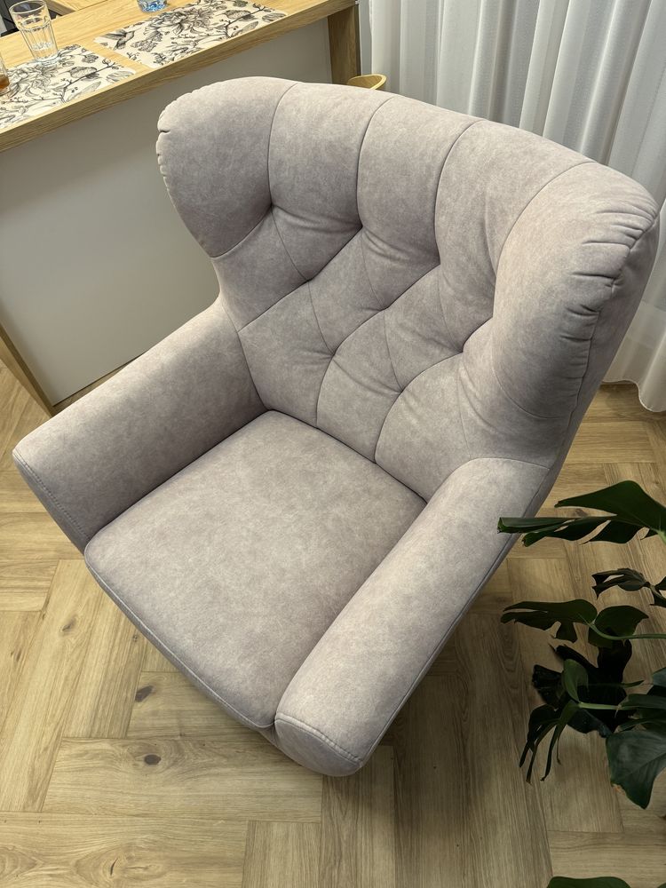 Sofa + fotel Voss stan idealny, odporna łatwoczyszcząca tkanina Zoya