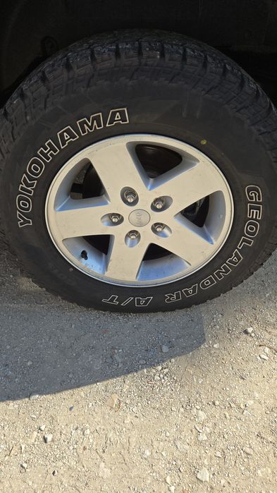 Jantes 17 para jeep wrangler com pneus Yokohama