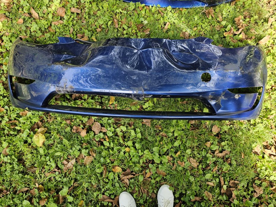 Донор бампер Tesla Y 2023