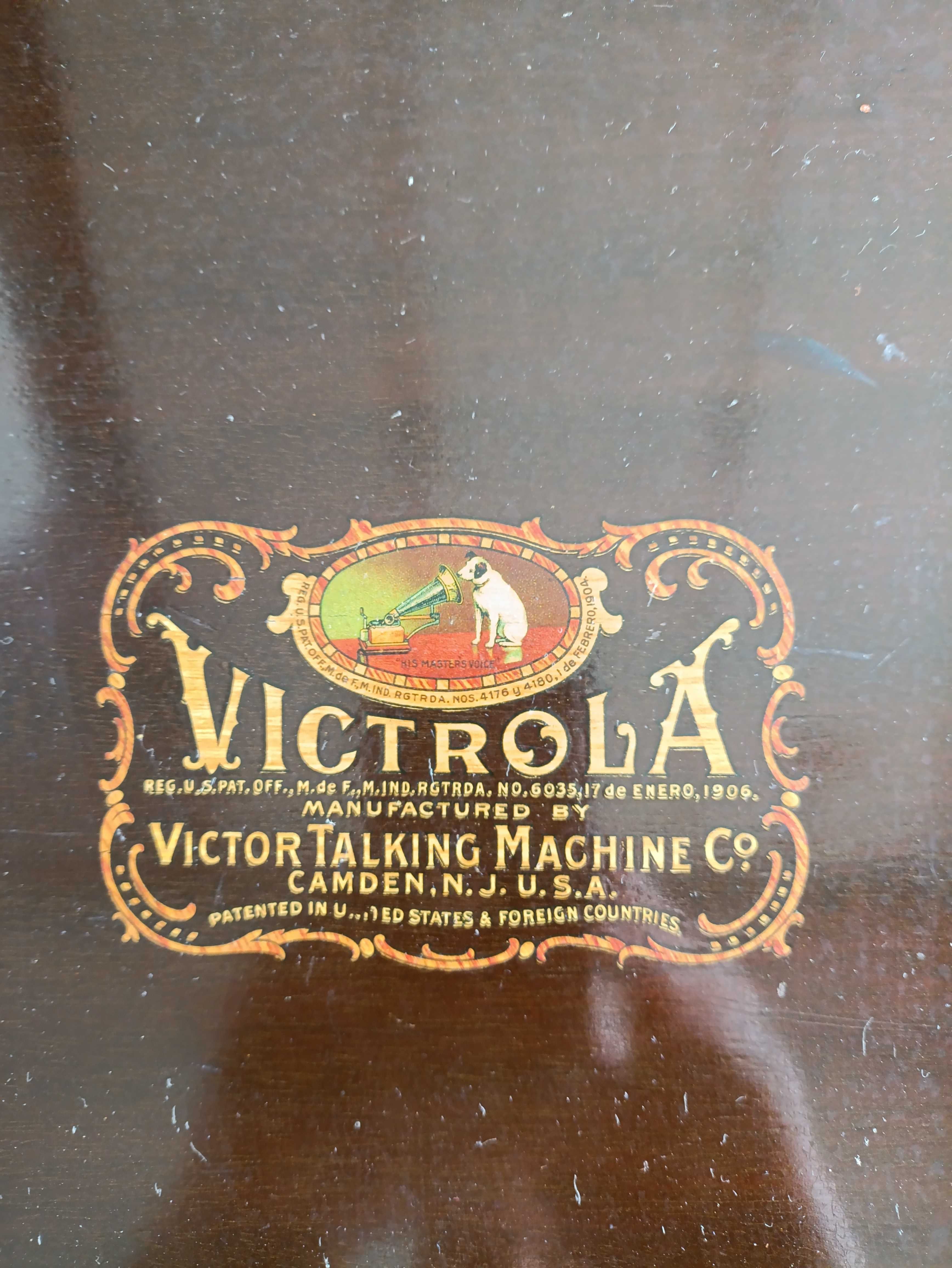 Zabytkowy Gramofon Victor VV-210