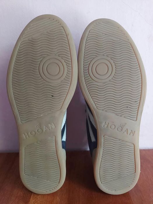 Кроссовки Hogan оригінал 

Розмір 8 1/2  44розмір
Замір по стельці