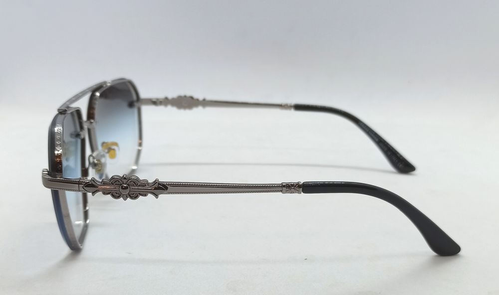 Chrome Hearts очки мужские серо голубой градиент в серебристом металле