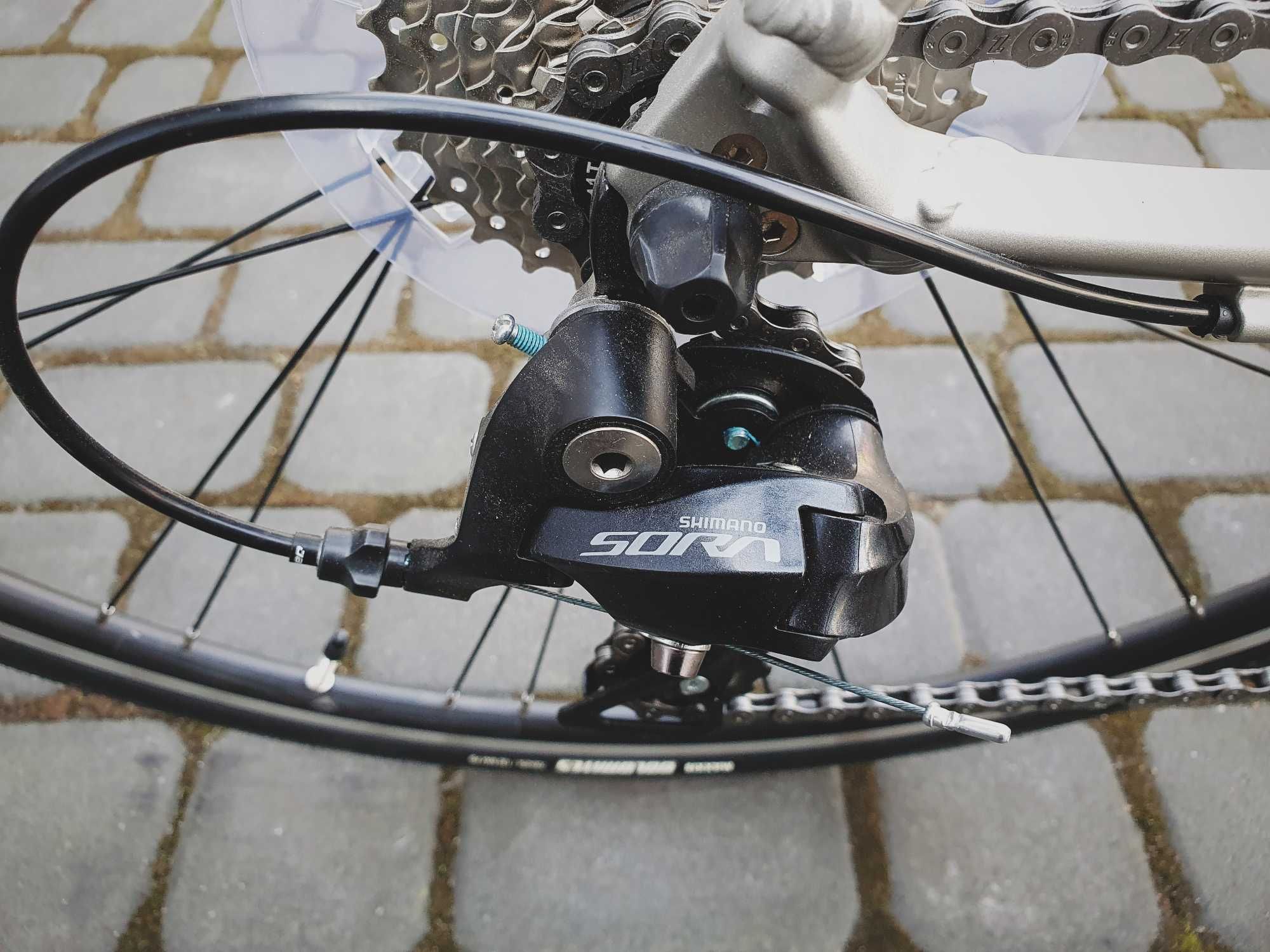 Merida Scultura 200, roz. S/M (52cm), 9, 275 kg,Shimano Sora,2019 -15%