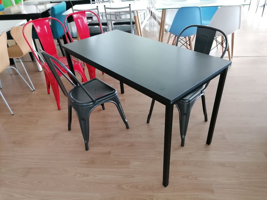 Mesa com 120x60 em preto