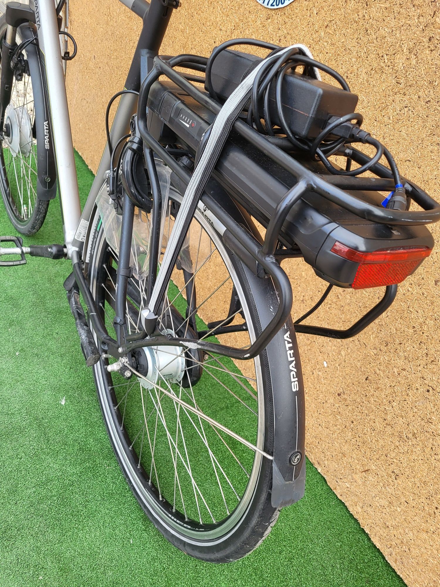 Електро велосипед Sparta F8E / Shimano nexus 8 / Майже на ходу/ Magura