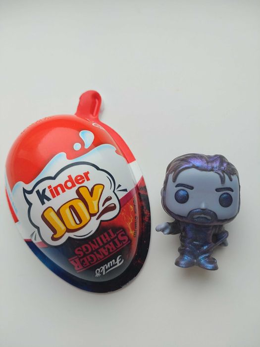 Джим Хоппер с киндера «Очень странные дела»