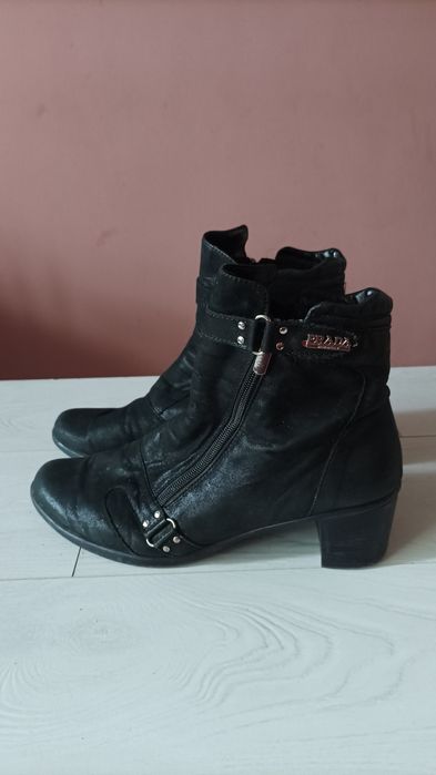 Женские полусапожки Prada. Жiночi чоботи черевики шкiрянi.