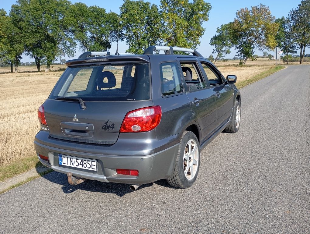 Mitsubishi Outlander 2006 4x4 niski przebieg