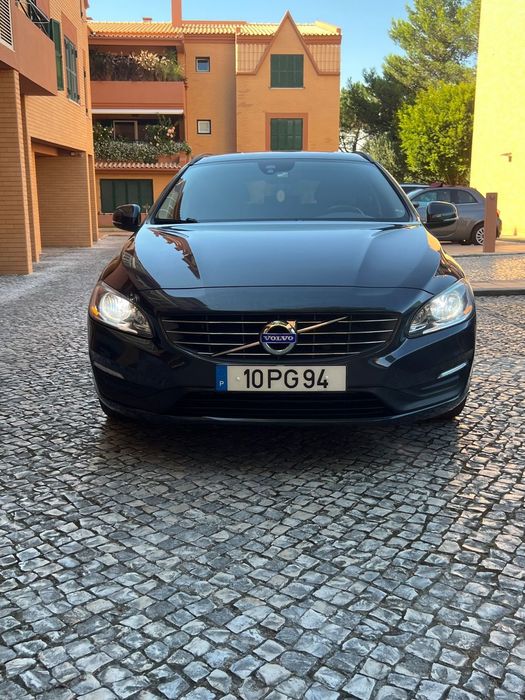 Volvo V60 2.0 D4 Momentum Geartronic