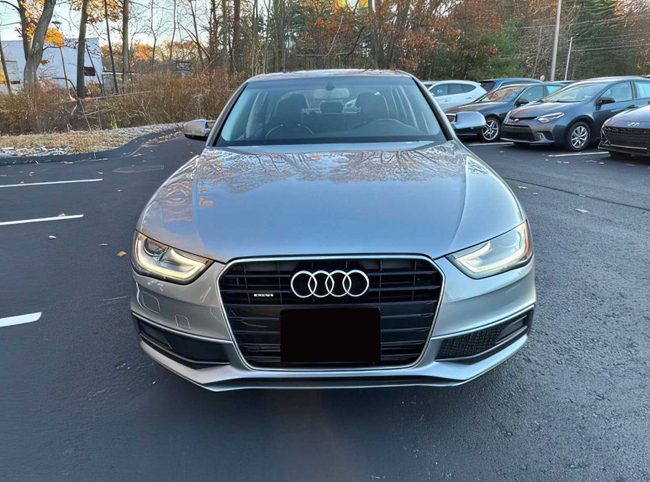 Audi A4      2015