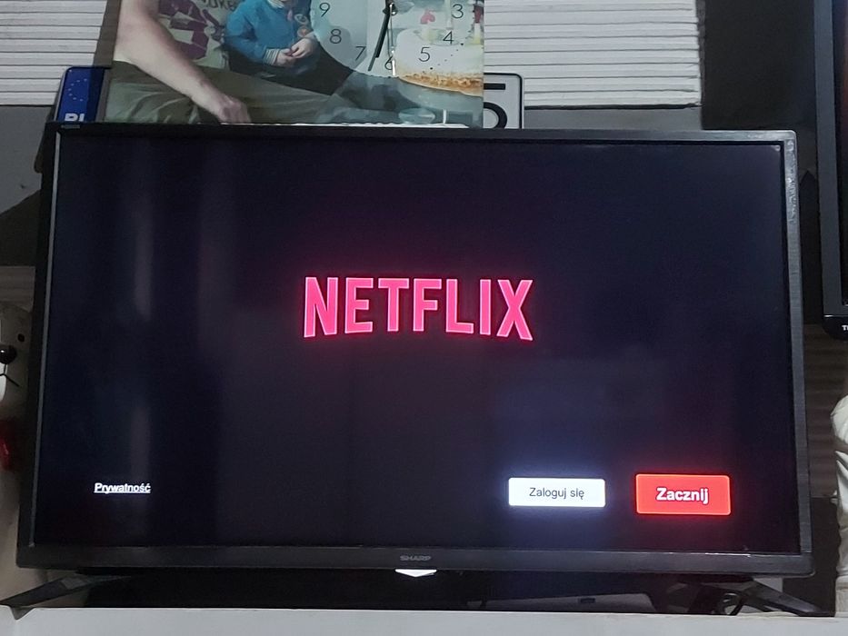 Smart Tv SHARP 32"  Netflix YouTube wifi wbudowany tuner  TV naziemnej