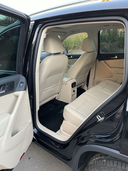 Продам авто Volkswagen Tiguan