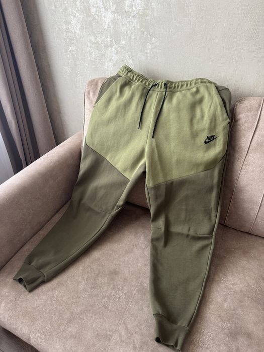 Брюки штани чоловічі Nike Tech Fleece XL хакі зелені джогери