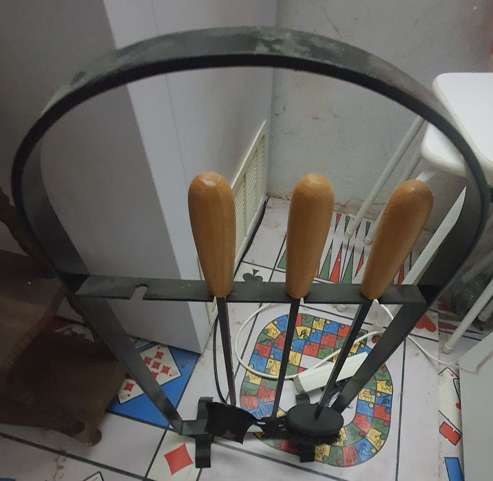 Uticilios para lareira.