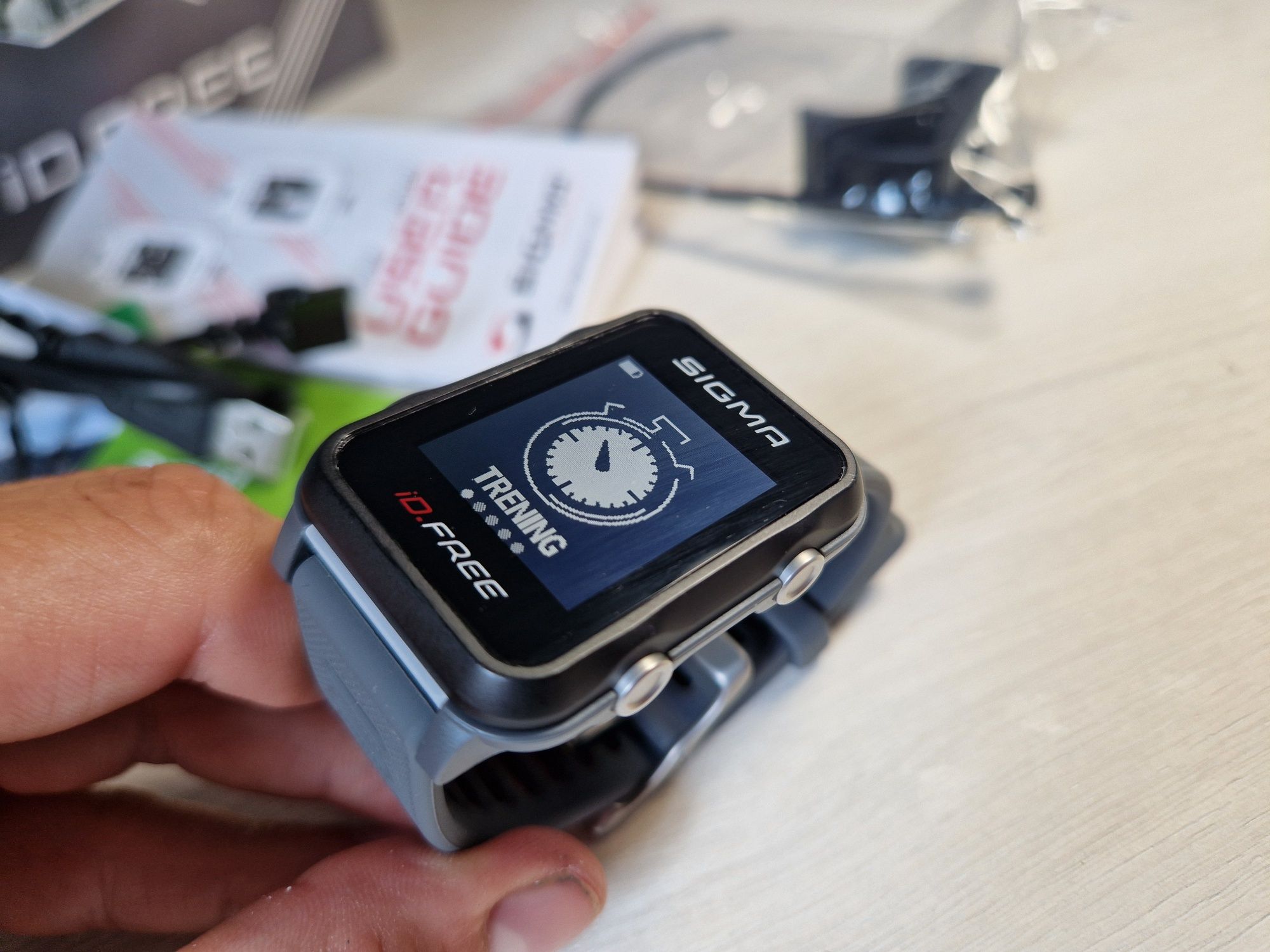 Zegarek sportowy smartwatch Gps Sigma id.Free. jak nowy, pełen komplet
