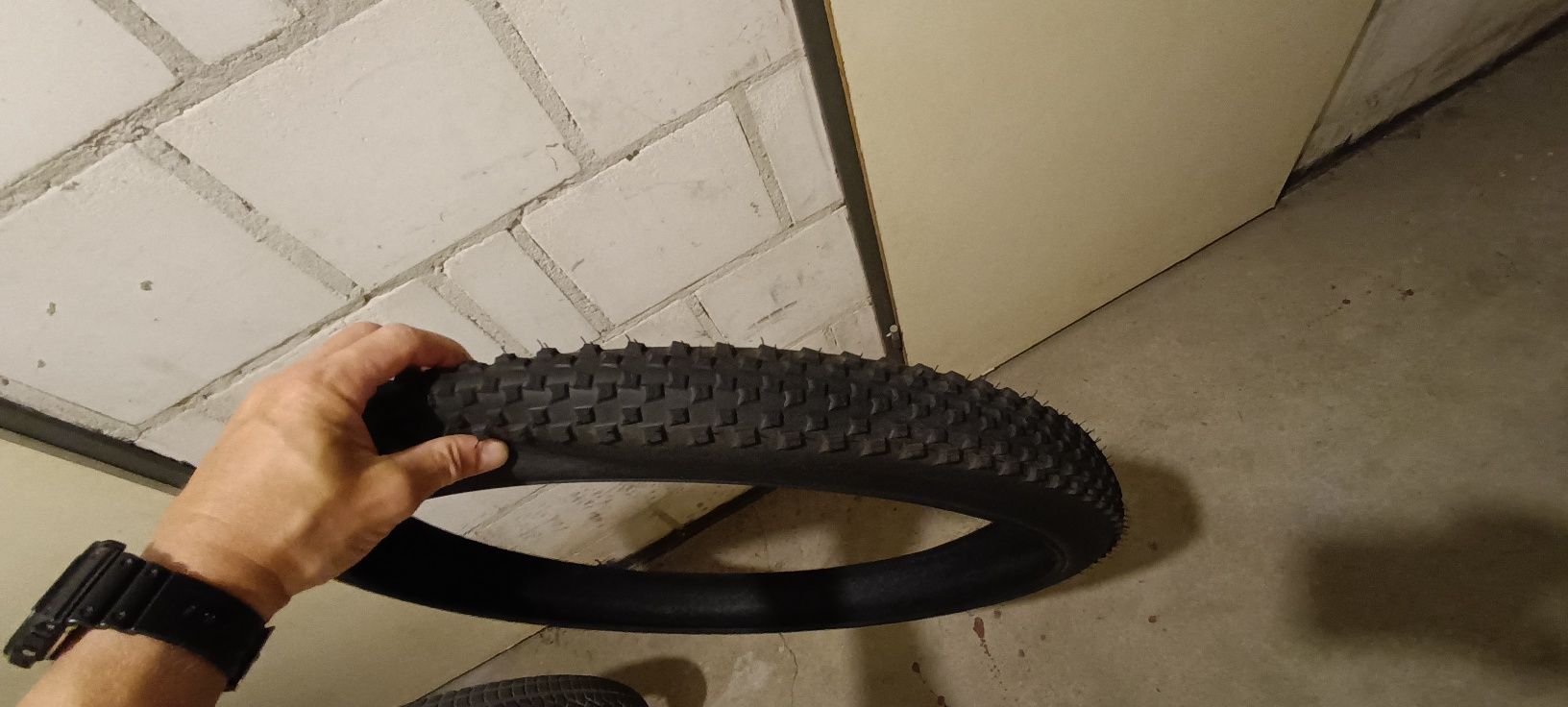 Opony rowerowe Continental CrossKinng 27.5