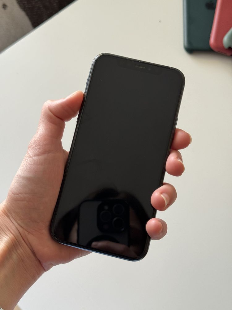 iPhone 11 Pro 256 Midnight Green