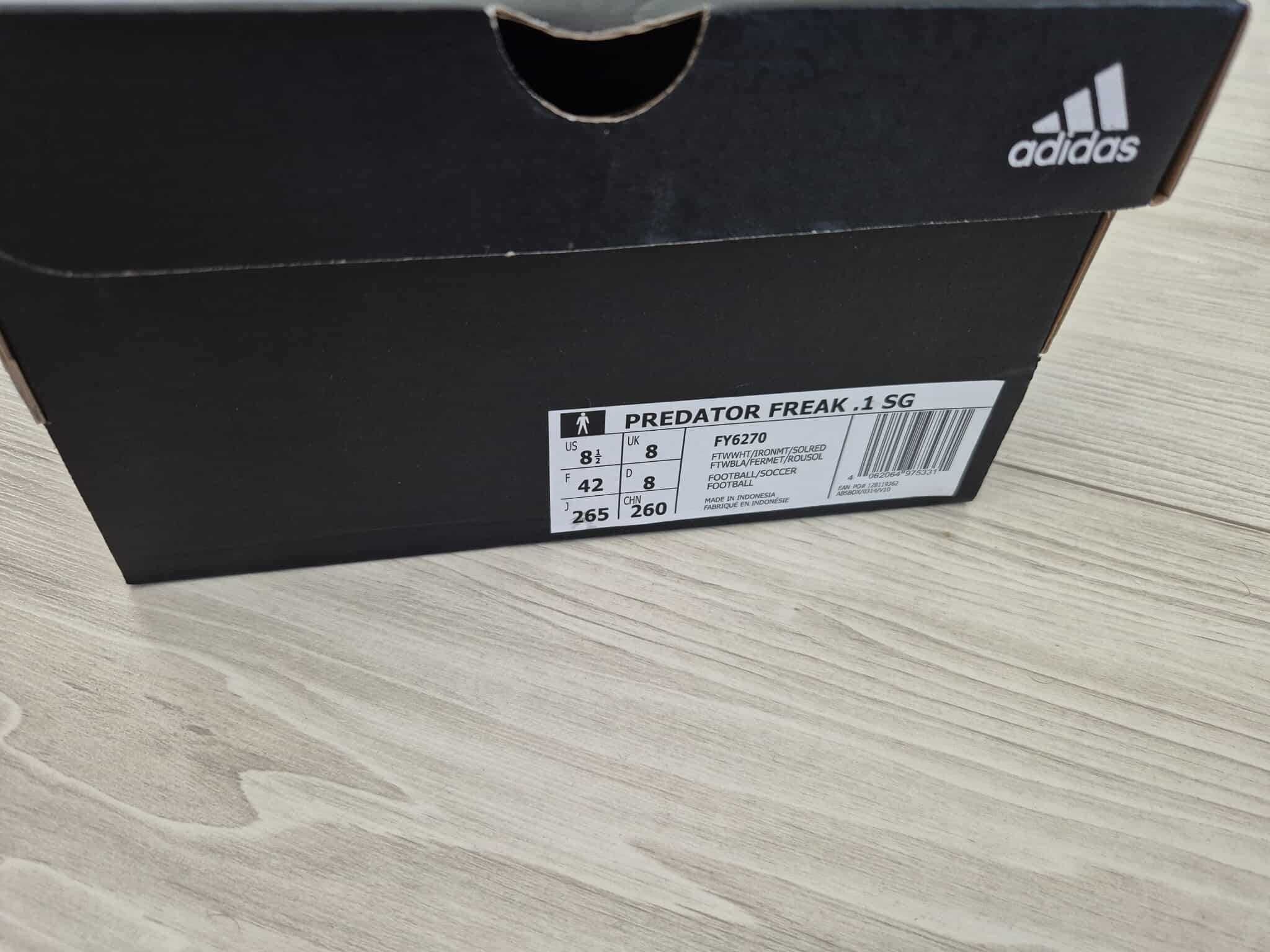 Profesjonalne buty korki adidas Predator Freak.1 SG FY6270 rozmiar 42