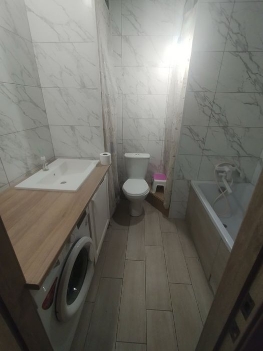 ЄОселя ВПО! Двокімнатна квартира з ремонтом! Кухня-20,4м2!