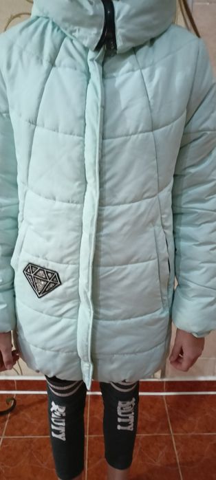 Зимняя куртка на девочку 10-11 лет