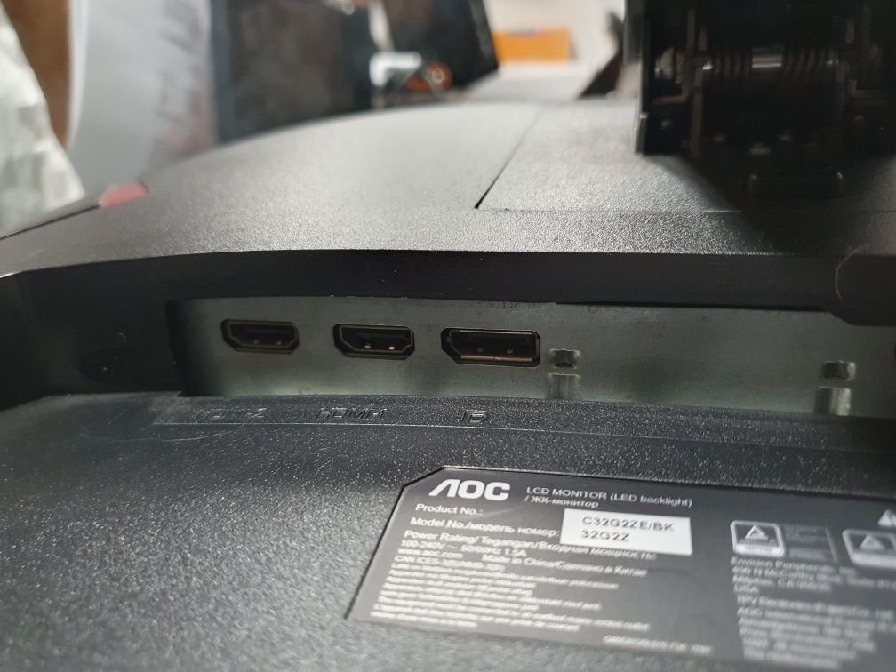 Smart Tv AOC curvo PARA PEÇAS, da marca indicada comprado em 2020