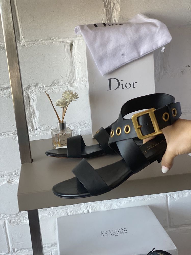 Сандали Dior