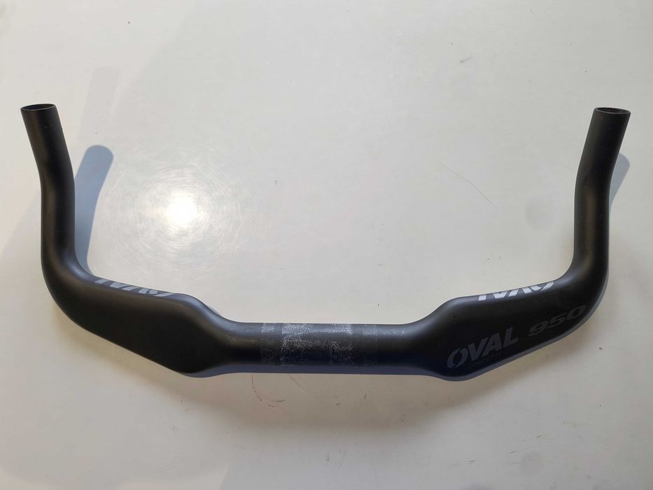 Kierownica bullhorn OVAL 950 - bycze rogi carbon szosowa czasowa fixie