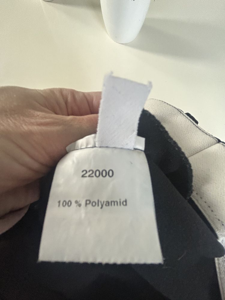 Bryczesy 152 cm czarne spodnie jeździeckie