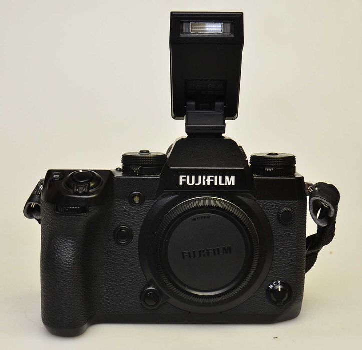 Aparat Fujifilm X-H1 body + Grip VPB-XH1 + lampa EF-X8 Gwarancja!