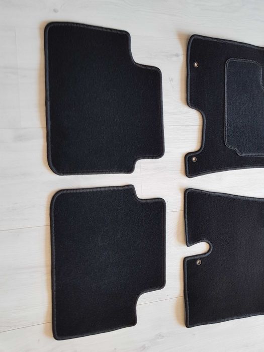 Dywaniki Welurowe HYUNDAI I30 07-12 Idealnie Dopasowane STOPERY