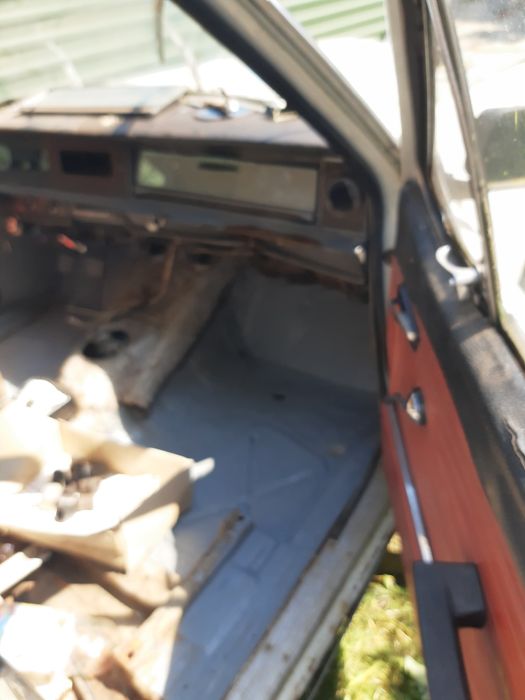 Автомобіль Волга Газ 24