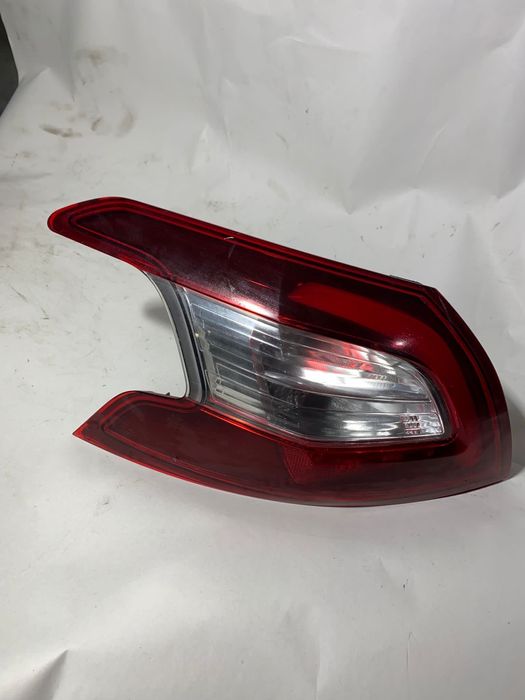 Farolim trás esquerdo Peugeot 308