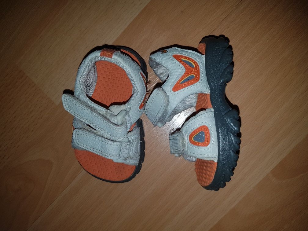Sandałki dziecięce Nike 18