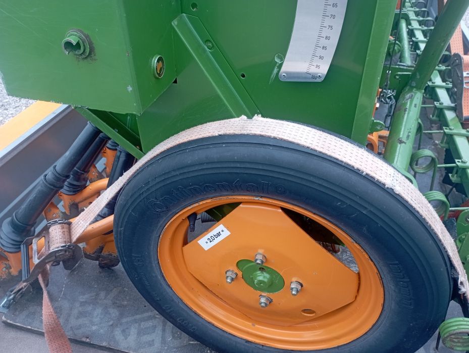 Siewnik Amazone D7 Special ll 2.5m 19 radlic