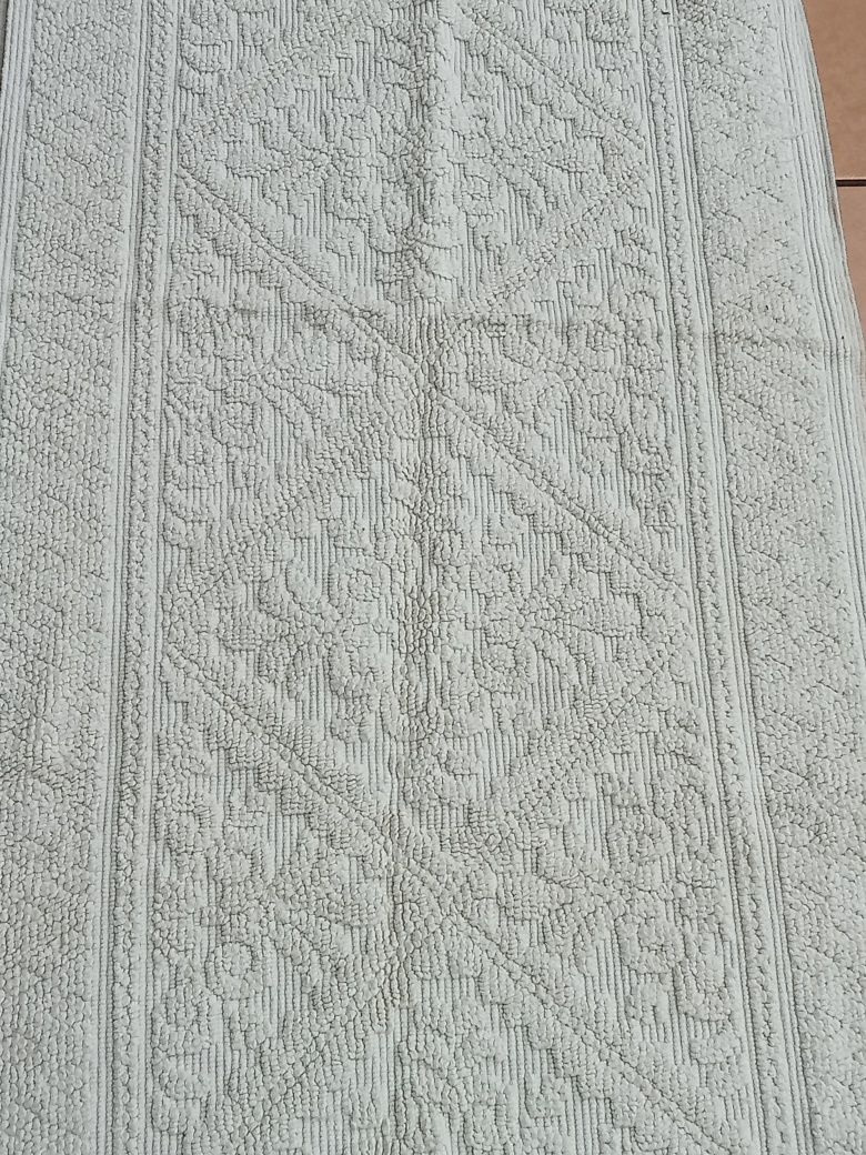 Tapetes para quarto ou sala.