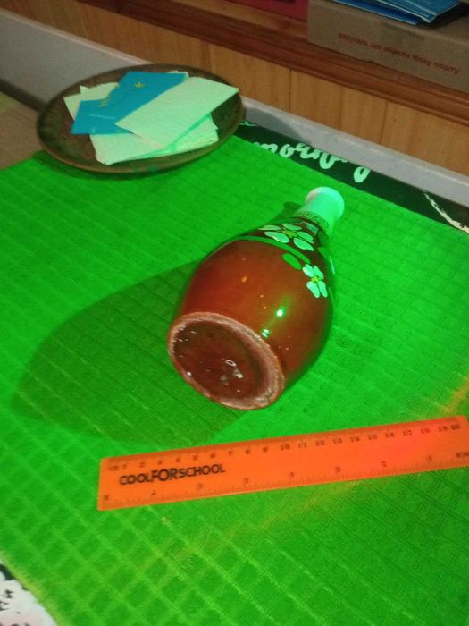 Продам вазочку на квіти  бу .