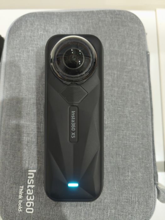 Insta 360 X5 + Acessórios