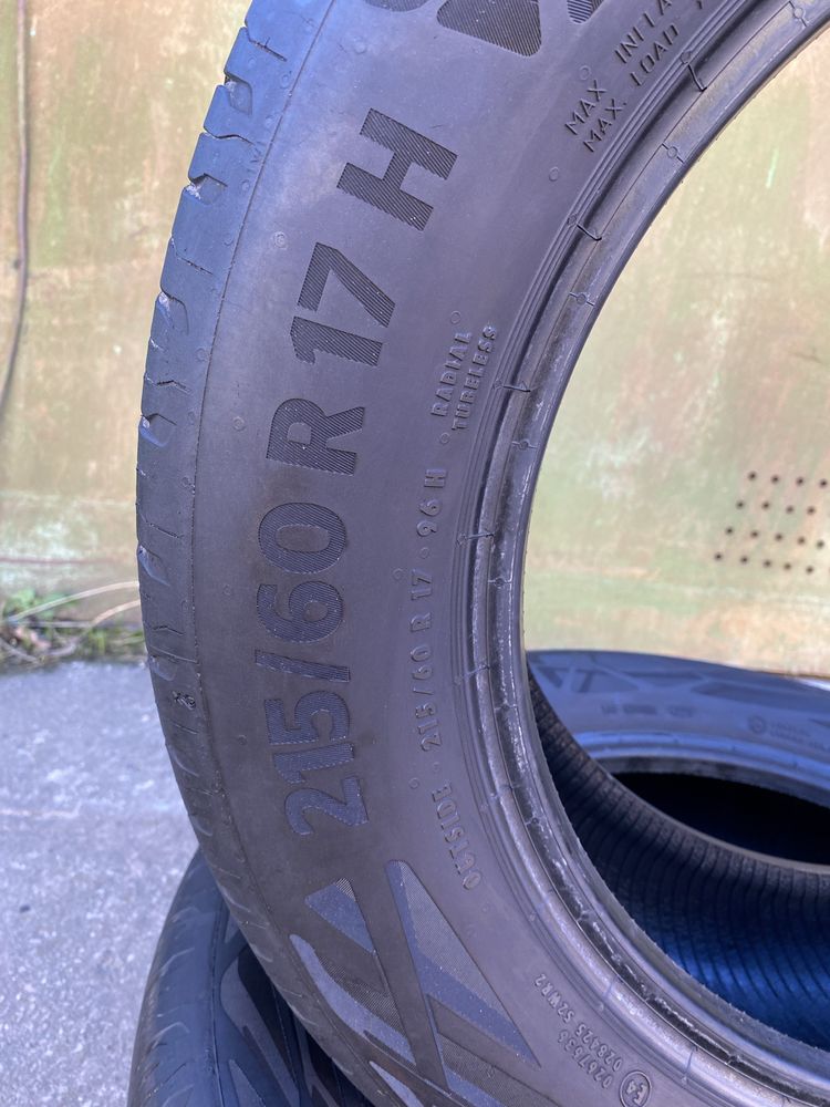 Продаю шини 215/60R17