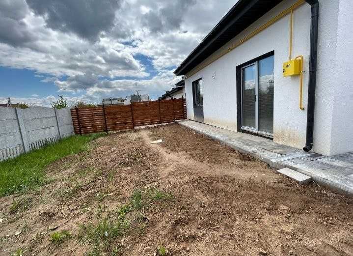 Таунхаус з власною ділянкою у Гостомелі, вул. Весняна