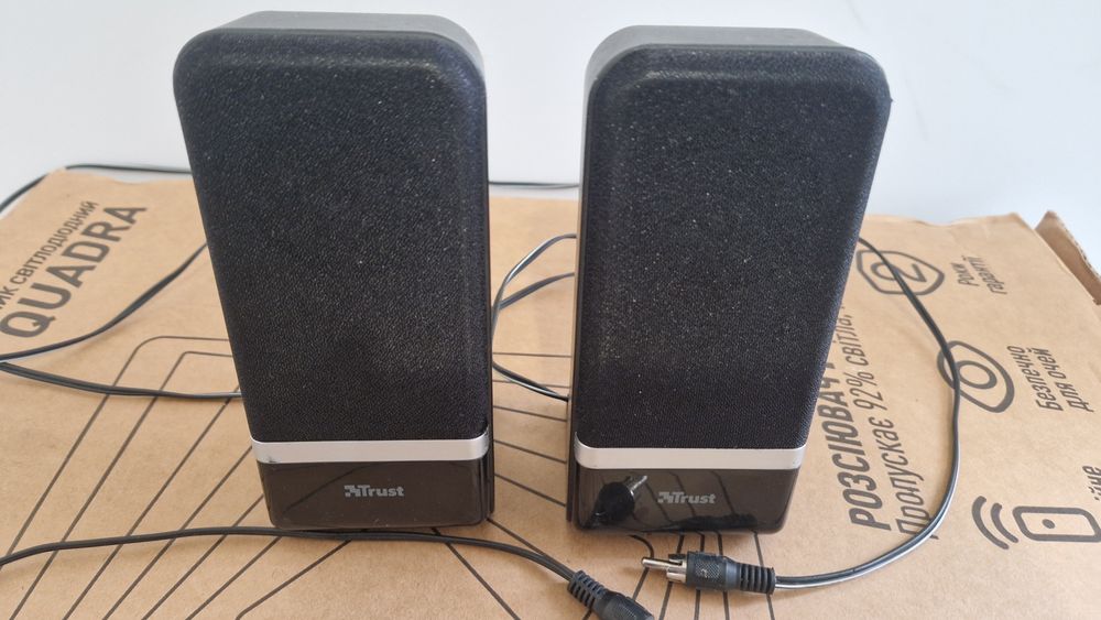 Акустична система 2 по 5 Вт