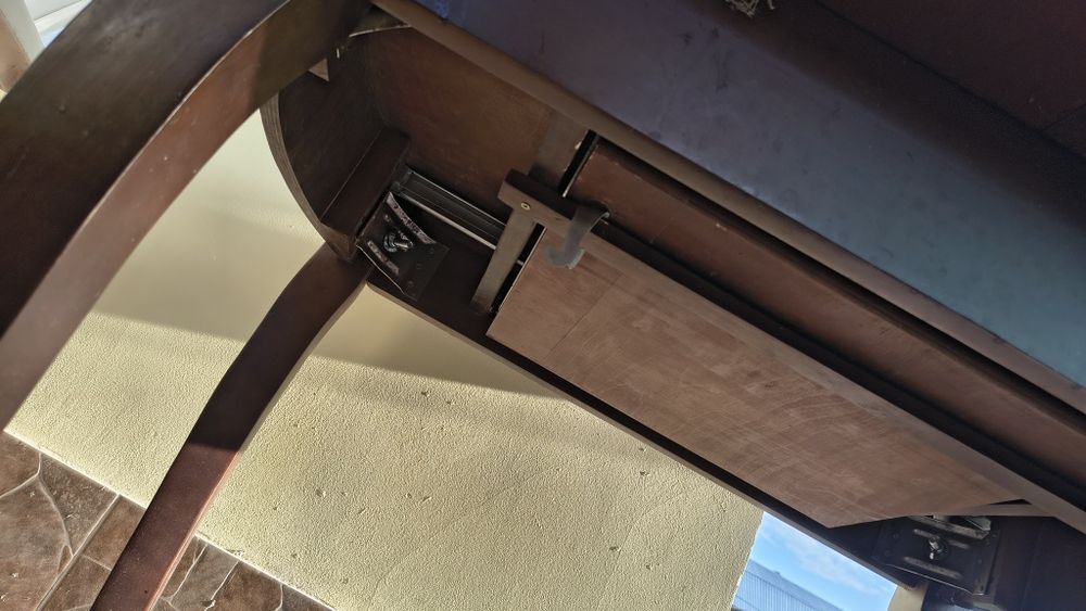 Стіл розкладний в хорошому стані