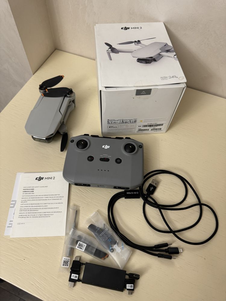 Квадрокоптер DJI MINI 2 в гарному стані