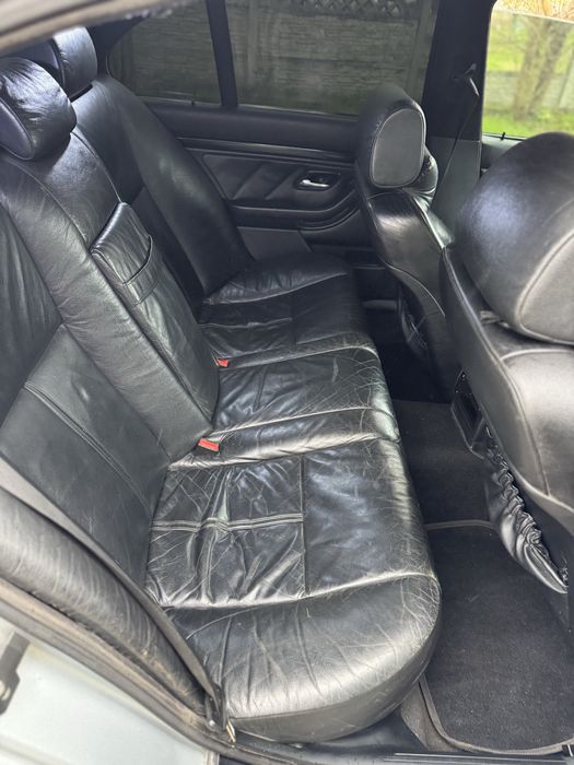 BMWe39 528i 2000г механика