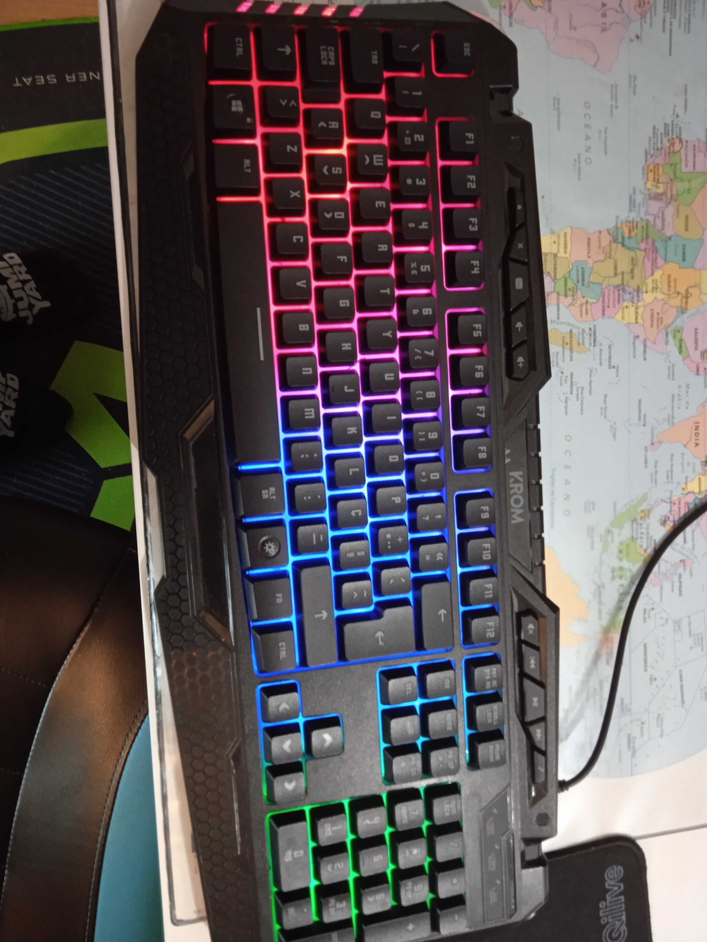 Teclado Krom Kyra. Rgb gaming keyboard. Teclado semi mecânico.